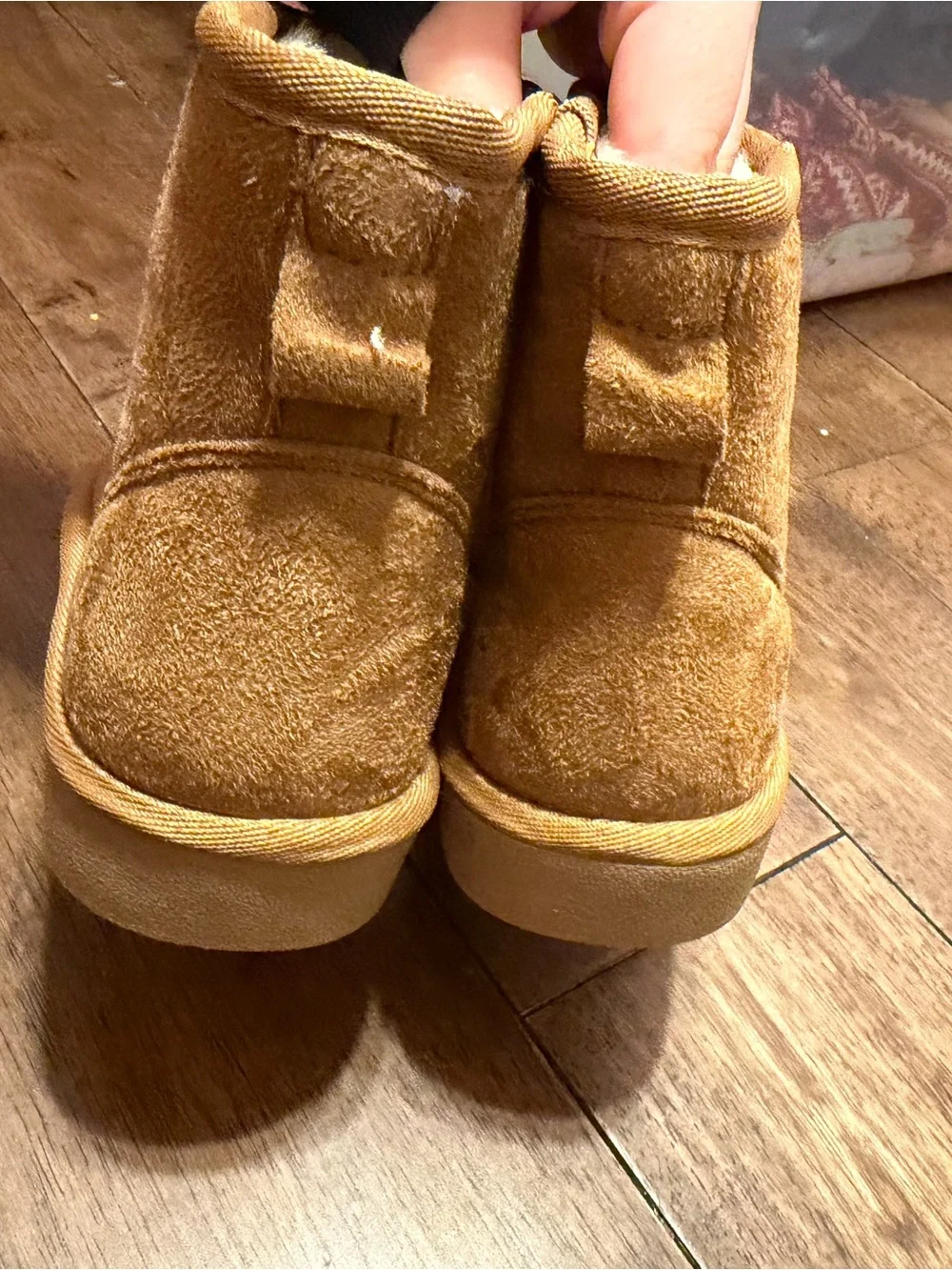 Girls boots